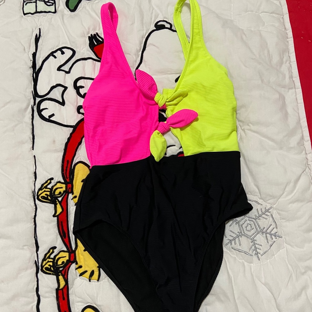 Swim suit